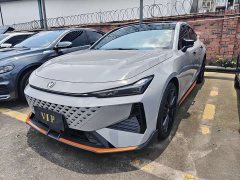 Changan UNI-V 1.5T exclusive - фото 1