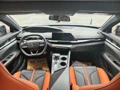 Changan UNI-V 1.5T exclusive - фото 5