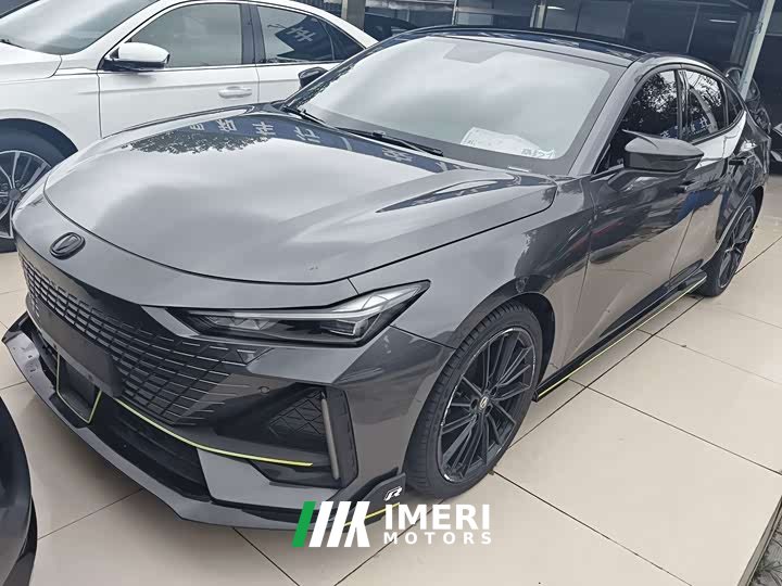 Changan UNI-V 1.5T sports version - автомобиль из Китая