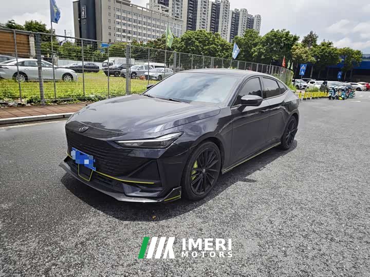 Changan UNI-V 1.5T Sport - автомобиль из Китая