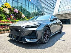 Changan UNI-V 2023 1.5T sports version - фото 1
