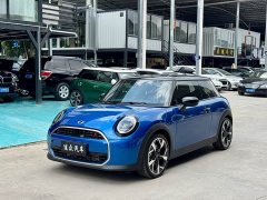 MINI 2.0T COOPER S Artist Three-door Edition - фото 1