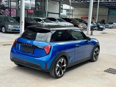 MINI 2.0T COOPER S Artist Three-door Edition - фото 6