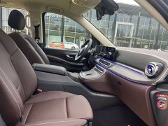 Mercedes-Benz V-Class 2024 V 300 L Long Wheelbase Premium Edition - фото 10