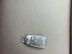 Mercedes-Benz V-Class 2024 V 300 L Long Wheelbase Premium Edition - фото 12