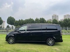Mercedes-Benz V-Class 2024 V 300 L Long Wheelbase Premium Edition - фото 6