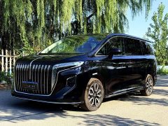 Hongqi HQ9 2.0T Zhilian Flagship Edition - фото 1