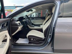 Hongqi H5 2023 2.0T automatic smart connected flag version - фото 7