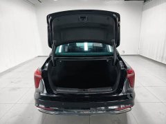 Hongqi H5 2.0T Automatic Zhilian Qichang Edition - фото 11