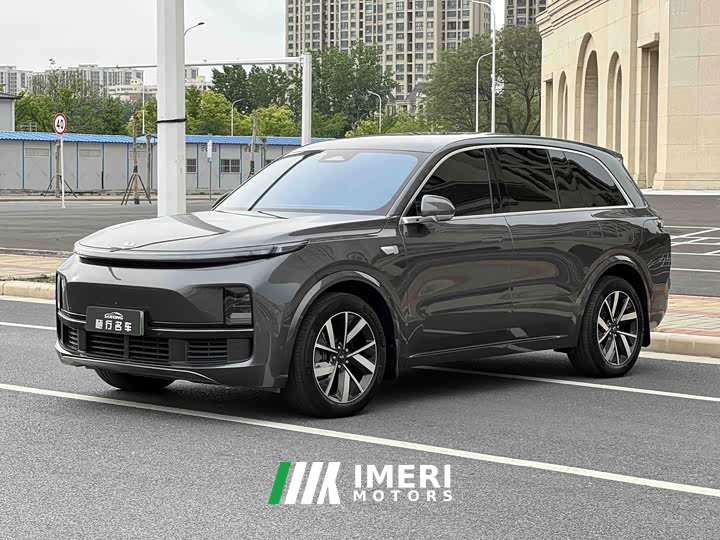Li Auto Ideal L8 Pro - автомобиль из Китая
