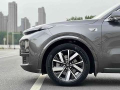 Li Auto Ideal L8 Pro - фото 8