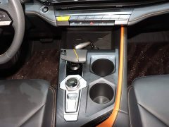 Honda Civic 2023 240TURBO CVT Powerful Edition - фото 15