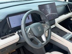 Volvo Summer 2026 DM-i 1.5T 218KM transcendent type - фото 18