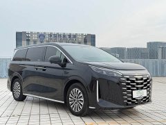 Volvo Summer 2026 DM-i 1.5T 218KM transcendent type - фото 3