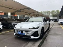 Changan UNI-V 1.5T Prestige Edition - фото 1