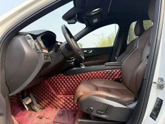 Volvo XC60 B5 four-wheel drive Zhiyuan Deluxe Edition - фото 4