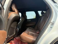 Volvo XC60 B5 four-wheel drive Zhiyuan Deluxe Edition - фото 6