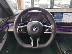 BMW 5 Series 530Li Leading M Sports Package - фото 12