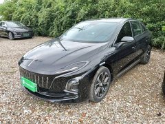 Hongqi E-QM5 facelift basic travel version - фото 1