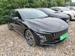 Hongqi E-QM5 facelift basic travel version - фото 4