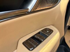 Hongqi HQ9 PHEV 2.0T four-wheel drive premium version - фото 9
