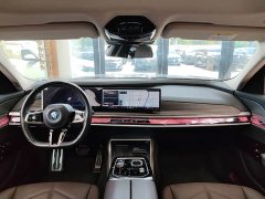 BMW i7 eDrive50L Leading M Sports Package - фото 10