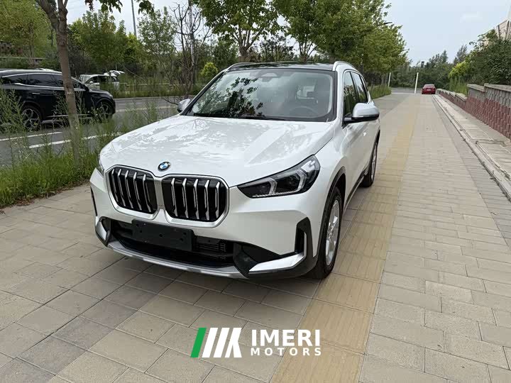 BMW X1 sDrive20Li X Design Package - автомобиль из Китая