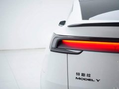 Tesla Model Y rear-wheel drive version - фото 15