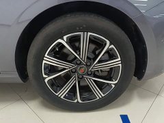 Hongqi H5 PHEV 170 super hybrid version - фото 6