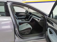 Hongqi H5 PHEV 170 super hybrid version - фото 8