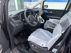Hongqi HQ9 PHEV 2024 2.0T four-wheel drive business version - фото 4