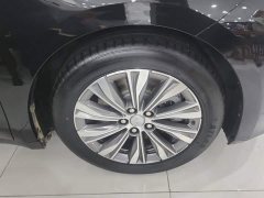 Hongqi E-QM5 610km PLUS - фото 6