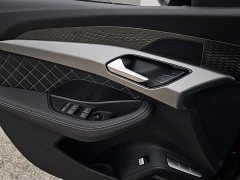 Audi Q6 50 TFSI quattro cloud flying riding suit - фото 8
