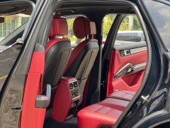 Porsche Cayenne 3.0T Platinum Edition - фото 11