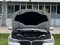 BMW 5 Series 530Li Leading M Sports Package - фото 8