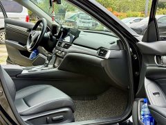 Honda Accord 260TURBO Deluxe Edition - фото 12