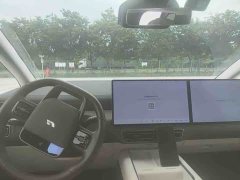 Li Auto Ideal MEGA Ultra - фото 5