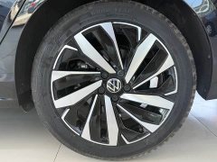 Volkswagen Passat 2023 330TSI Premium Edition - фото 13