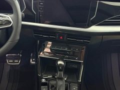 Volkswagen Passat 2023 330TSI Premium Edition - фото 9