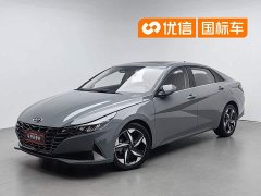 Hyundai Elantra 2022 1.5L CVT LUX Premium Edition - фото 1