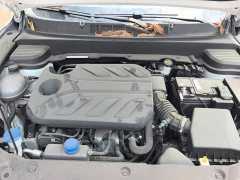 Hyundai Elantra 2022 1.5L CVT LUX Premium Edition - фото 10