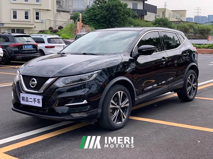 Nissan Qashqai 2.0L CVT Deluxe Edition - автомобиль из Китая