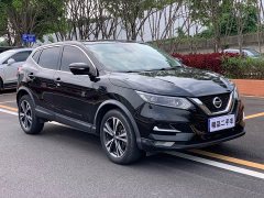 Nissan Qashqai 2.0L CVT Deluxe Edition - фото 3