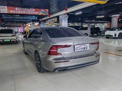 Volvo S60 2022 B4 Zhiyi Luxury Edition - фото 3