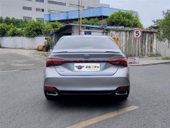 2.5L Luxury Edition - фото 5