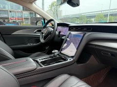 Hongqi H5 2024 2.0T automatic smart connected flag version - фото 11