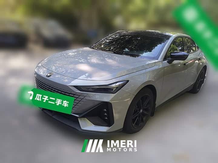 Changan UNI-V 1.5T premium - автомобиль из Китая