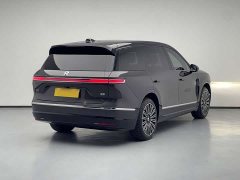 NIO ES8 Six-seater Executive Deluxe Edition - фото 6