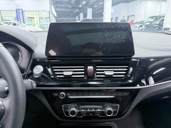 BMW 1 Series 2021 120i M Sports Night Edition - фото 13