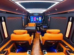 Hongqi Golden Sunflower Guoyue 3.0T flagship version 17 seats - фото 16